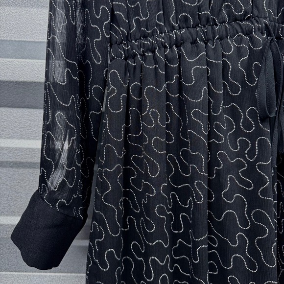 Club Monaco Dresses & Skirts - Club Monaco Black Abstract Print Chiffon Long Sleeve Drawstring Dress Size 6